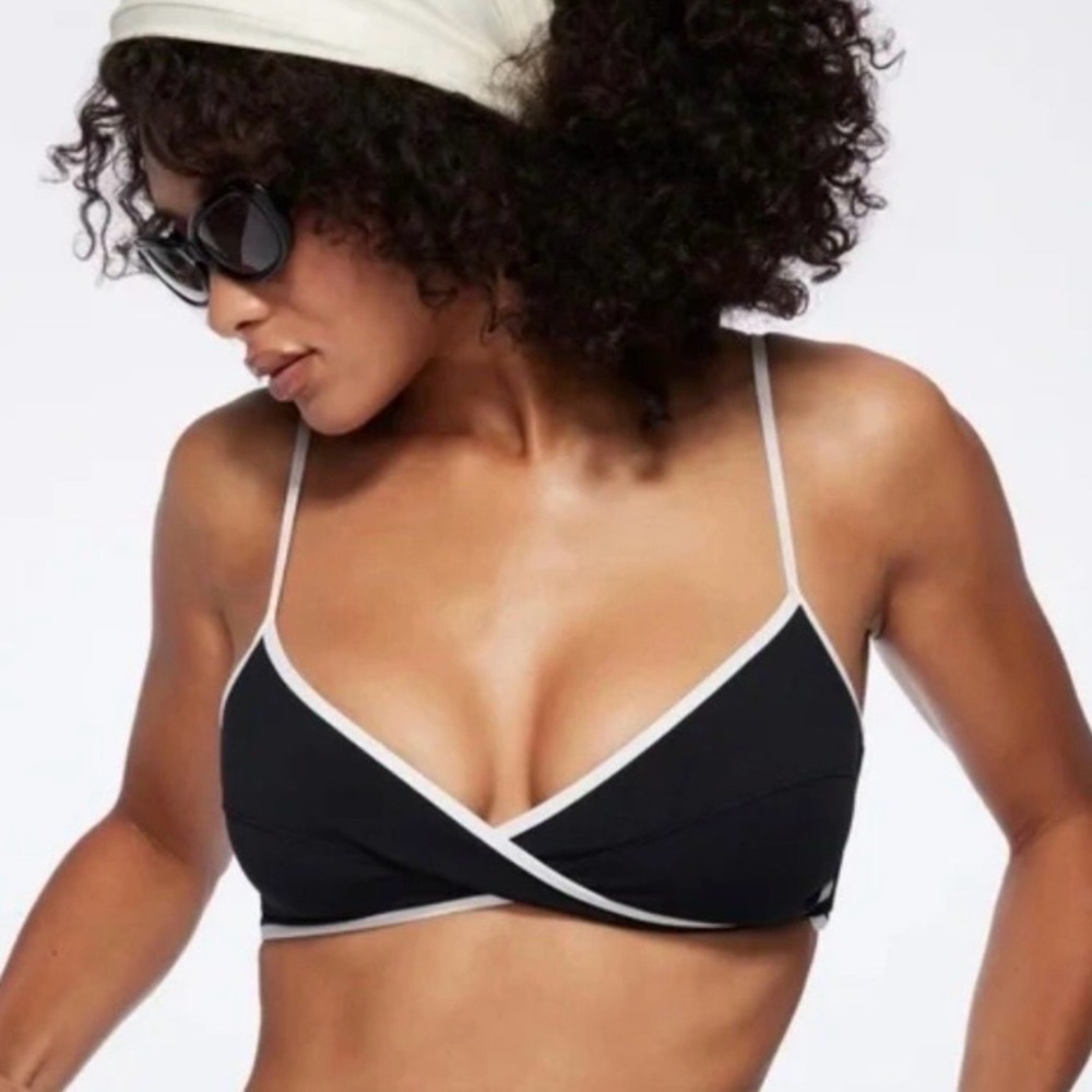 Tropic‎ Of C Sculpting Infinity Swim Bikini Top Black White Compression Large